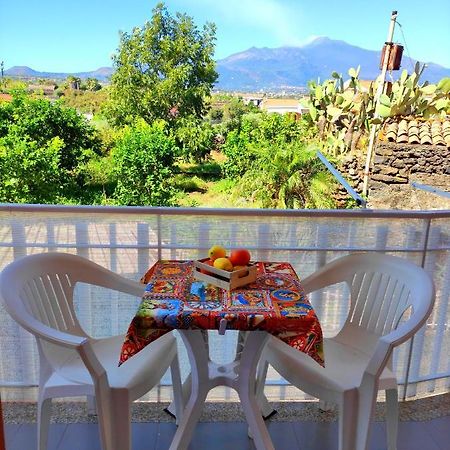 Casa Del Sole "Tra L'Etna E Il Mare" Villa Acireale Luaran gambar