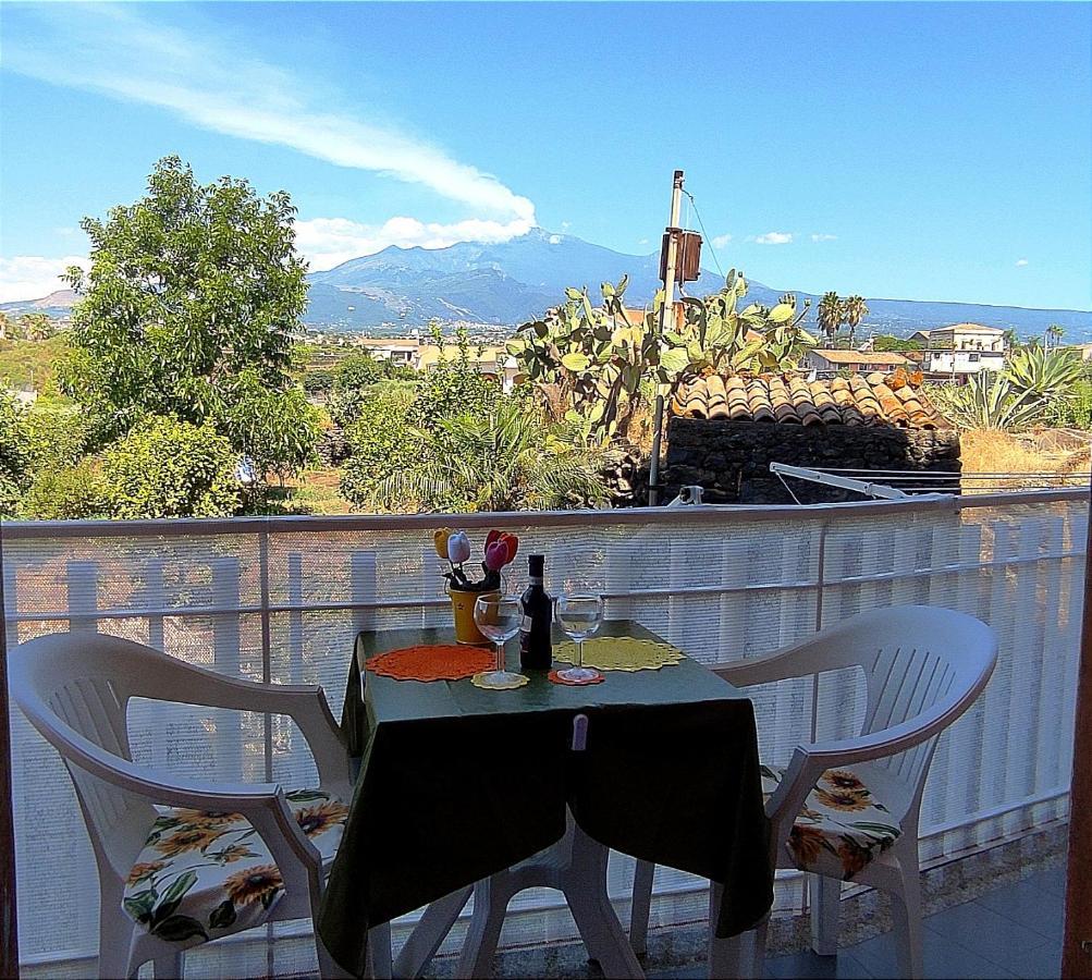 Casa Del Sole "Tra L'Etna E Il Mare" Villa Acireale Luaran gambar