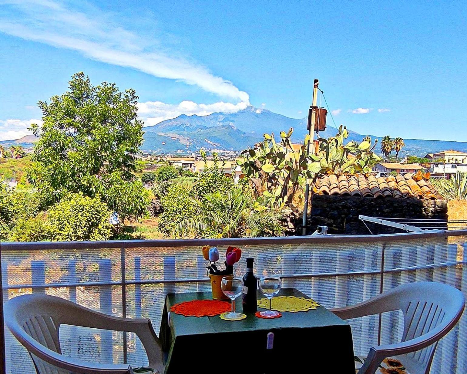 Casa Del Sole Con Vista Sull'Etna A 200 Mt Dal Mare Villa Acireale Luaran gambar