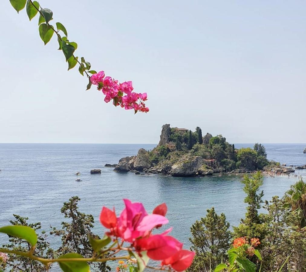 Casa Del Sole "Tra L'Etna E Il Mare" Villa Acireale Luaran gambar