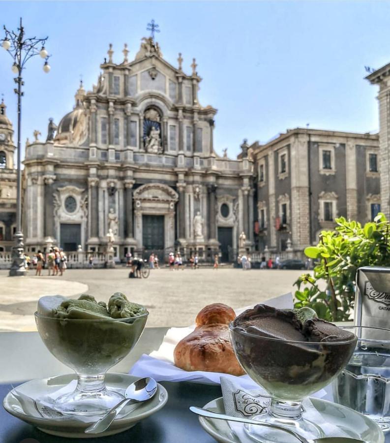 Casa Del Sole "Tra L'Etna E Il Mare" Villa Acireale Luaran gambar