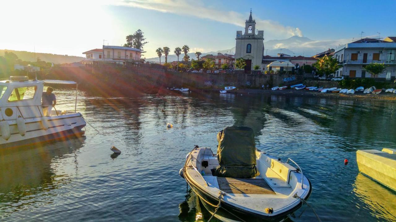 Casa Del Sole Con Vista Sull'Etna A 200 Mt Dal Mare Villa Acireale Luaran gambar